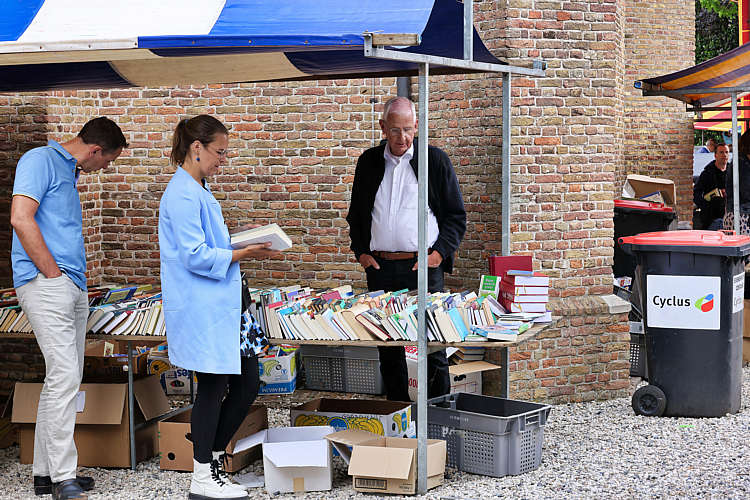 Rommelmarkt 2022 Waarder_204